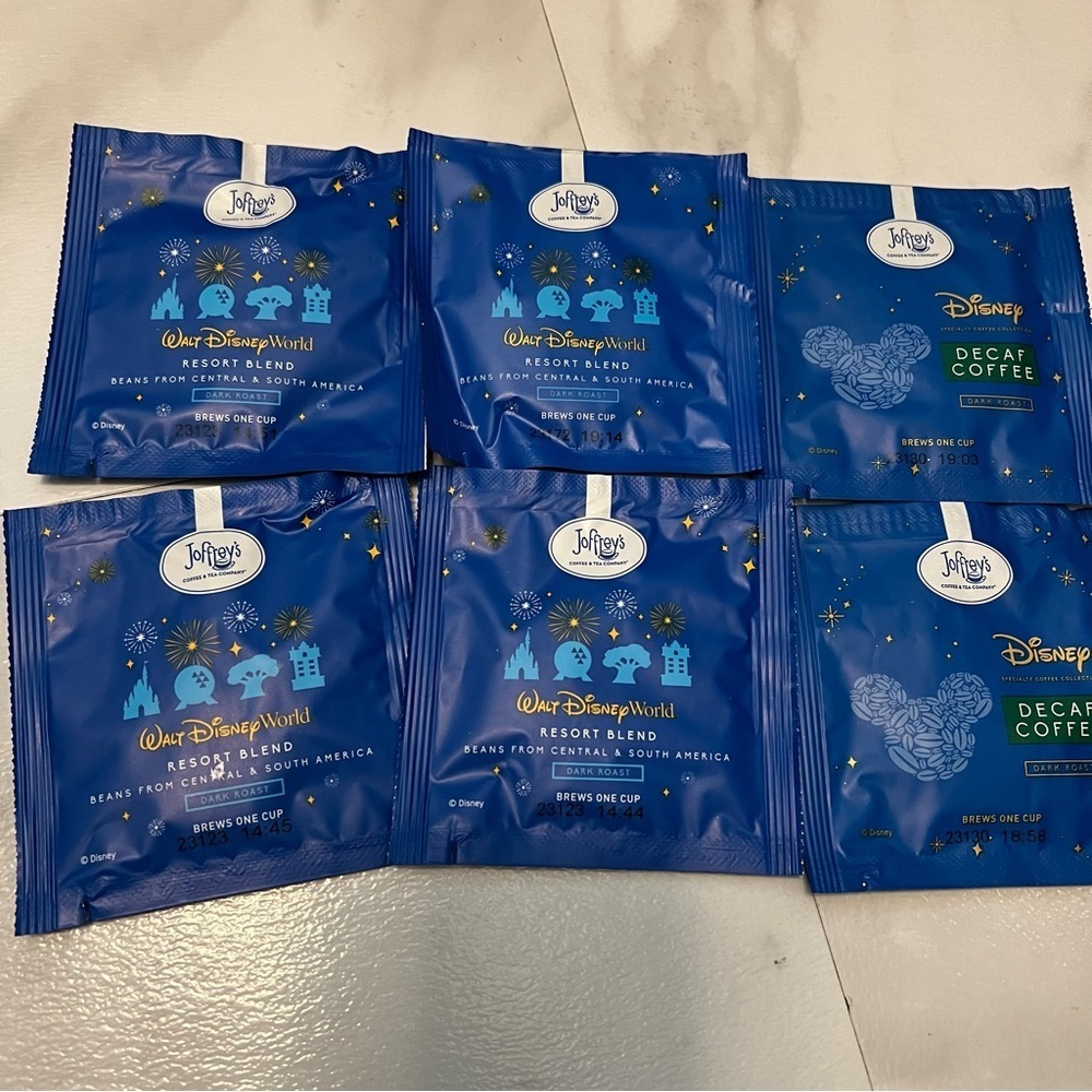 Joffrey’s walt Disney world resort blend coffee bundle